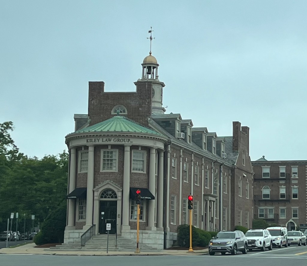 Shawsheen Village building